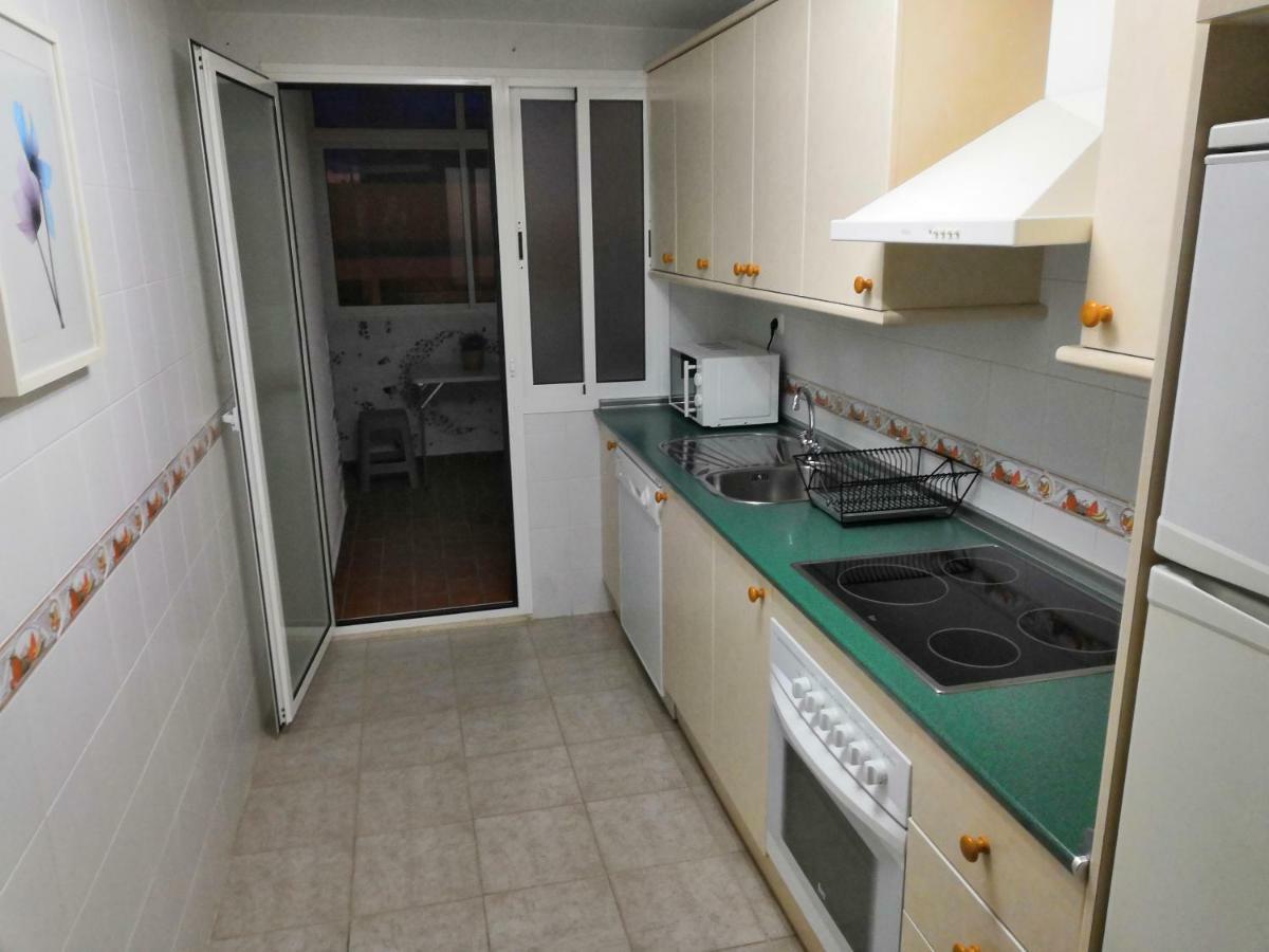 Vivienda Cercana A La Playa Con Todas Las Comodidades Tarifa Kültér fotó
