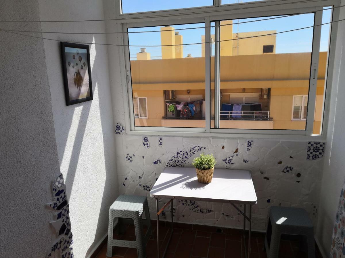 Vivienda Cercana A La Playa Con Todas Las Comodidades Tarifa Kültér fotó